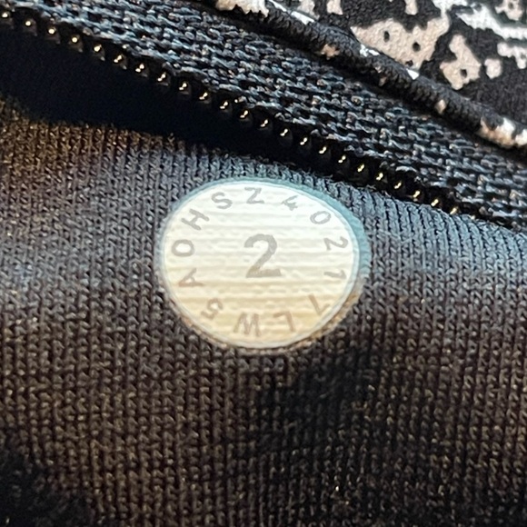 Lululemon x RXBAR Black and White Pace Perfect  Leggings - Picture 4 of 6